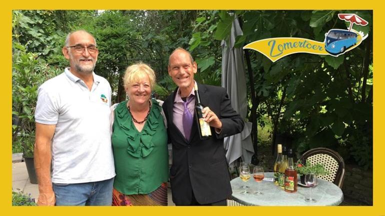 Wijndomein De Vier Ambachten -Overnachten In De Wijngaard Simonshaven 外观 照片